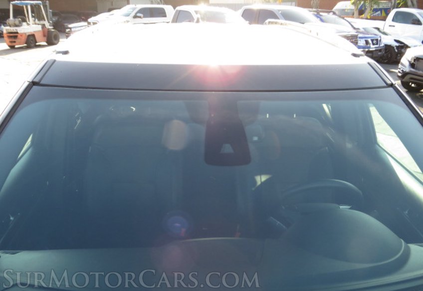 2017 Ford Explorer - Image 23