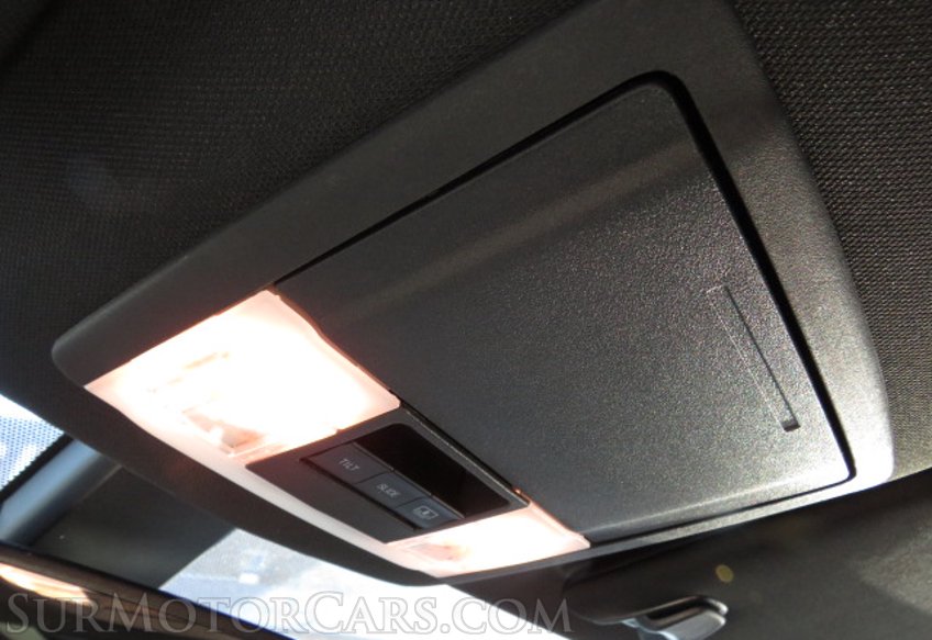 2017 Ford Explorer - Image 60