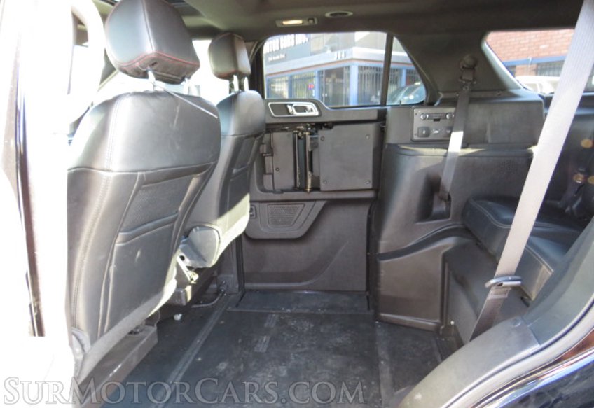 2017 Ford Explorer - Image 40