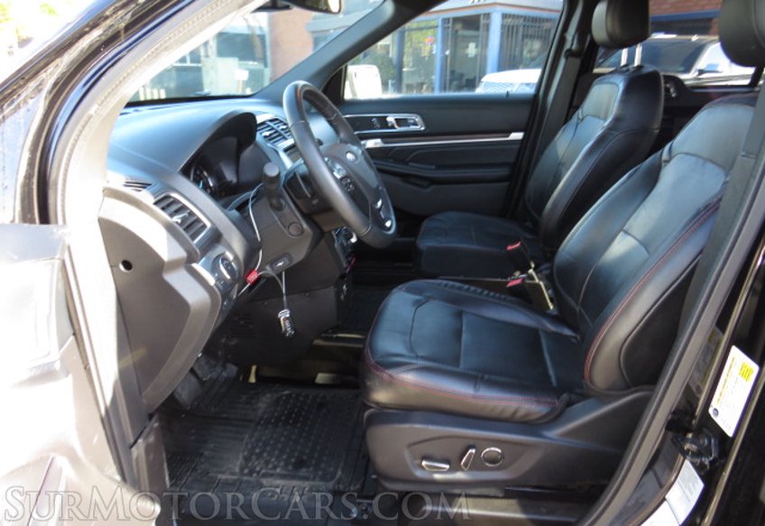 2017 Ford Explorer - Image 35