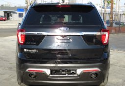 2017 Ford Explorer - Image 16