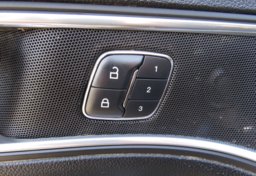 2017 Ford Explorer - Image 66