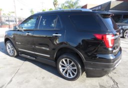 2017 Ford Explorer - Image 10