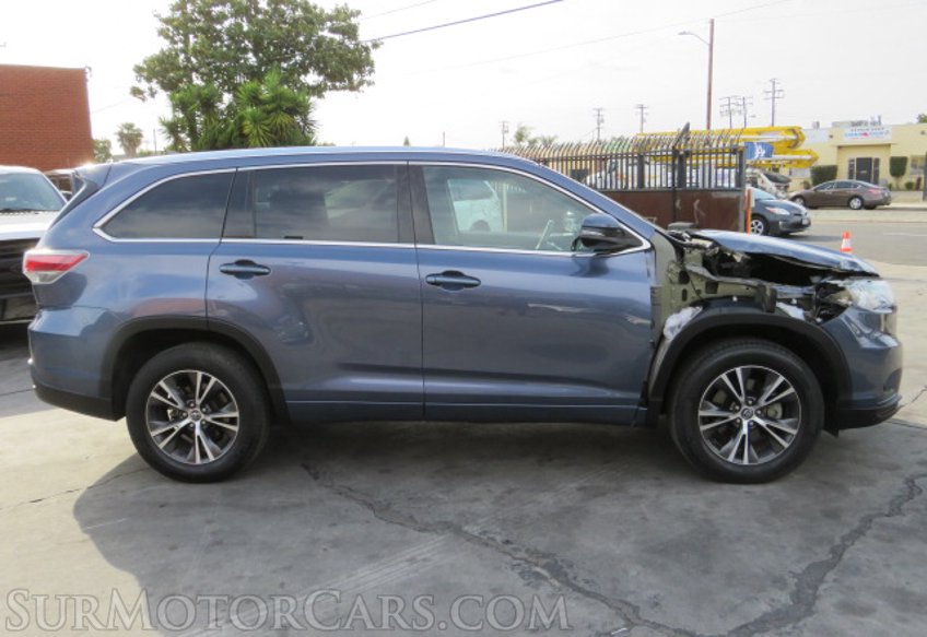 2016 Toyota Highlander - Image 6