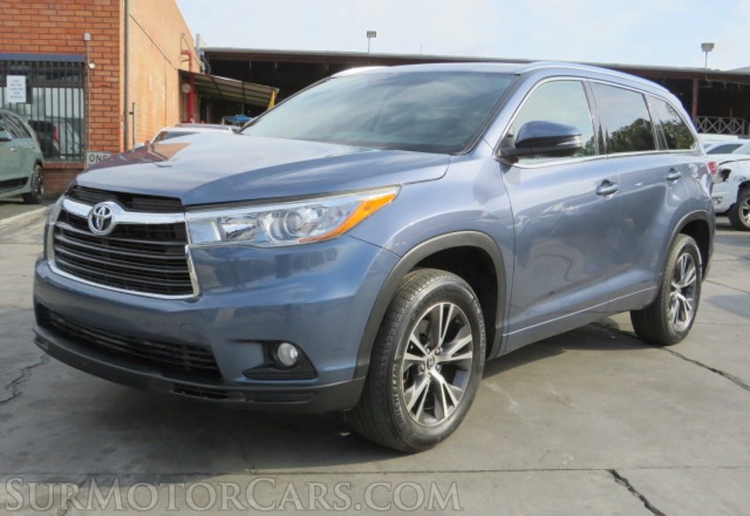 2016 Toyota Highlander - Image 3