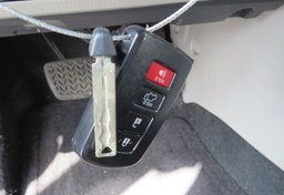 2016 Toyota Highlander - Image 52