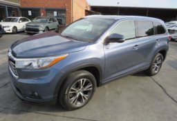 2016 Toyota Highlander - Image 1
