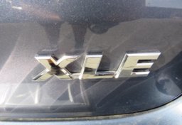 2016 Toyota Highlander - Image 16