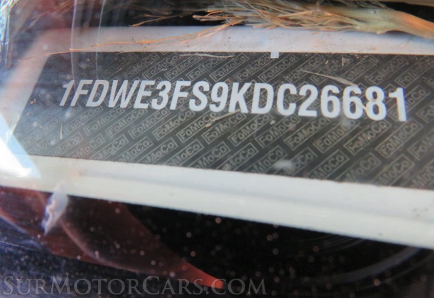 2019 Ford E-Series Cutaway - Image 61