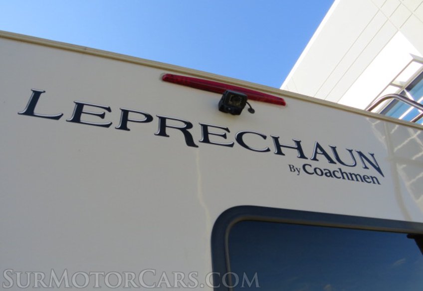 2019 Ford E-Series Cutaway - Image 13