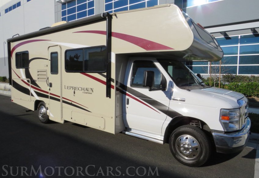 2019 Ford E-Series Cutaway - Image 3