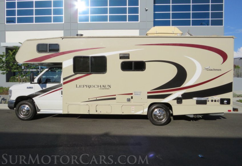 2019 Ford E-Series Cutaway - Image 10