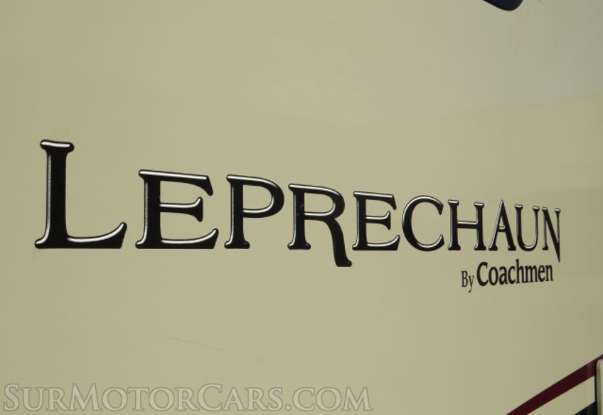 2019 Ford E-Series Cutaway - Image 14