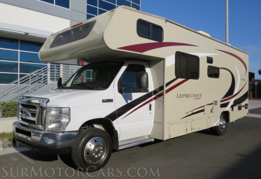 2019 Ford E-Series Cutaway - Image 2