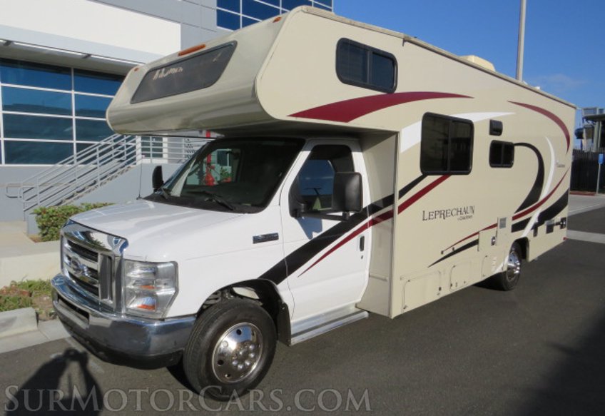 2019 Ford E-Series Cutaway - Image 4