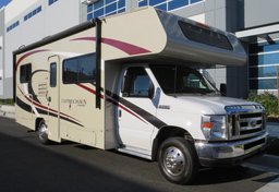 2019 Ford E-Series Cutaway - Image 1