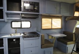 2019 Ford E-Series Cutaway - Image 45