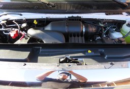 2019 Ford E-Series Cutaway - Image 59