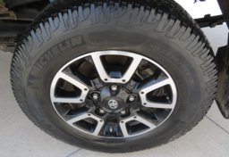 2019 Toyota Tundra 4WD - Image 24