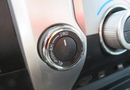 2019 Toyota Tundra 4WD - Image 43