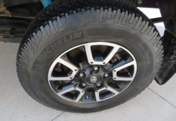2019 Toyota Tundra 4WD - Image 26