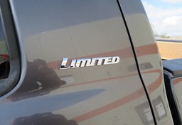 2019 Toyota Tundra 4WD - Image 28