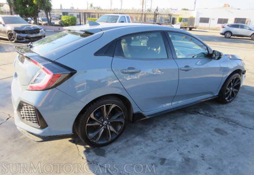 2017 Honda Civic Hatchback - Image 8