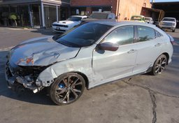 2017 Honda Civic Hatchback - Image 2