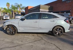 2017 Honda Civic Hatchback - Image 5