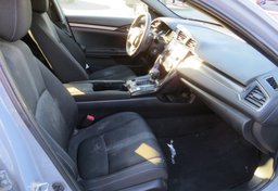 2017 Honda Civic Hatchback - Image 22