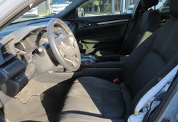 2017 Honda Civic Hatchback - Image 21