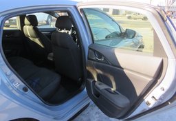 2017 Honda Civic Hatchback - Image 20