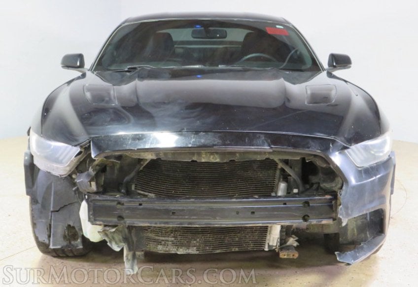 2017 Ford Mustang - Image 12