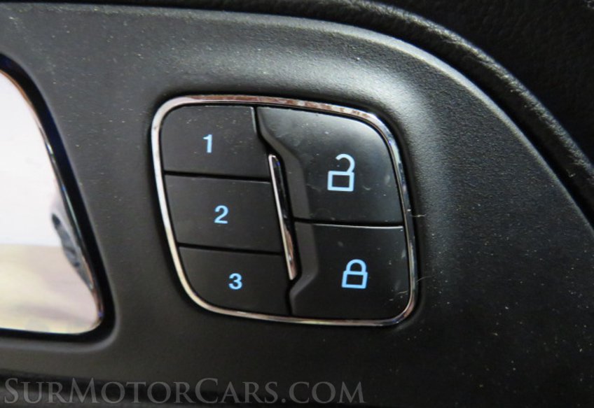 2017 Ford Mustang - Image 42