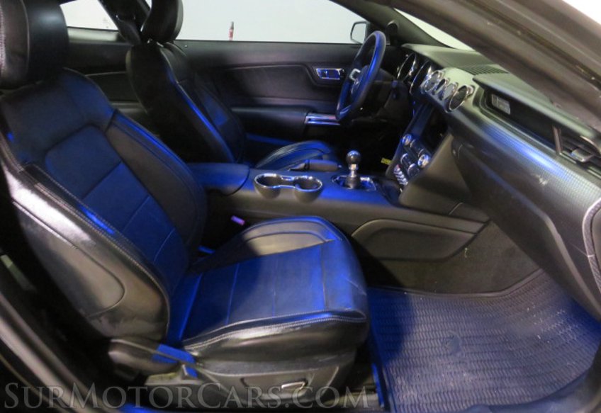 2017 Ford Mustang - Image 23