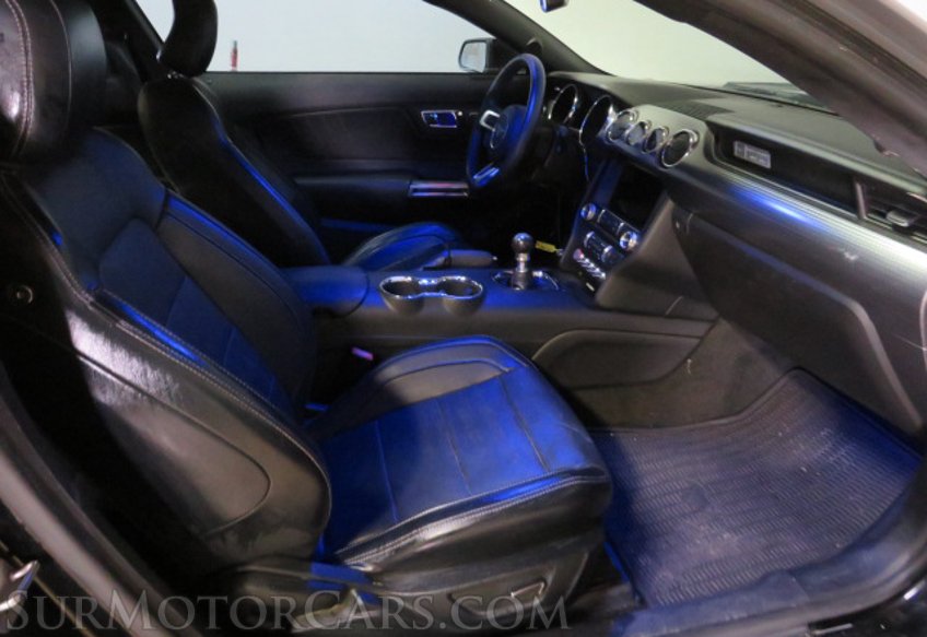 2017 Ford Mustang - Image 25