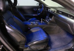 2017 Ford Mustang - Image 25