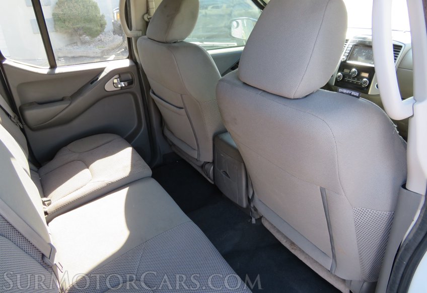2019 Nissan Frontier - Image 21