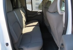 2019 Nissan Frontier - Image 22