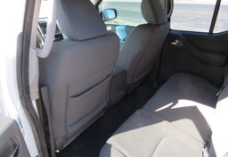 2019 Nissan Frontier - Image 23