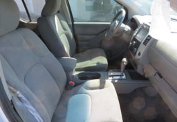 2019 Nissan Frontier - Image 18