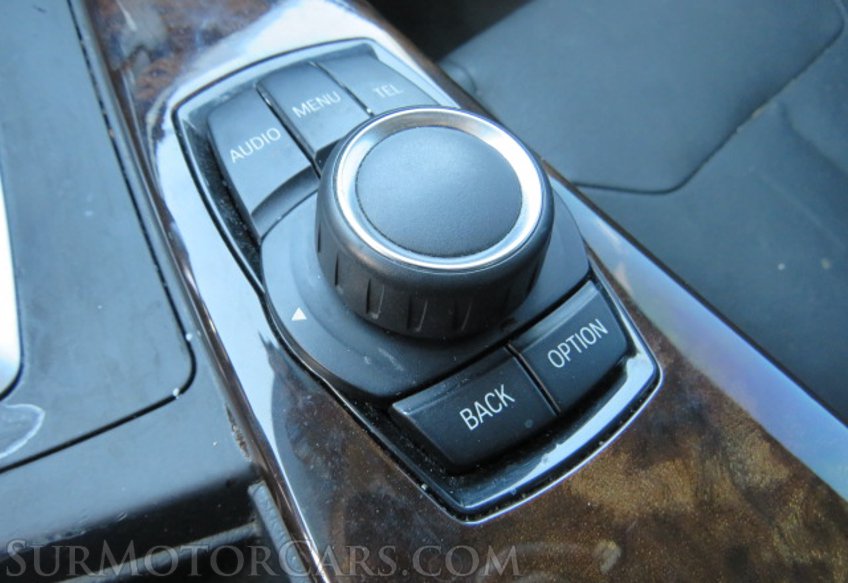 2015 BMW 3 Series - Image 38