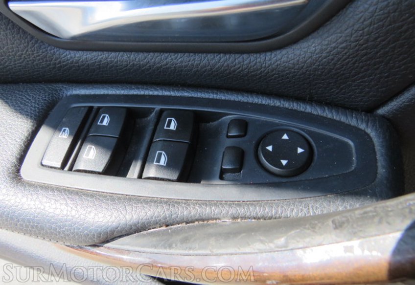 2015 BMW 3 Series - Image 43