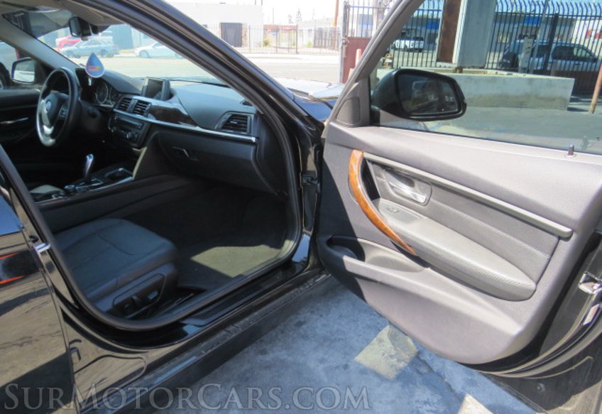 2015 BMW 3 Series - Image 20