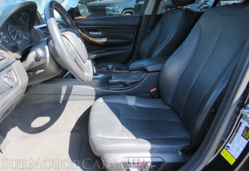 2015 BMW 3 Series - Image 23