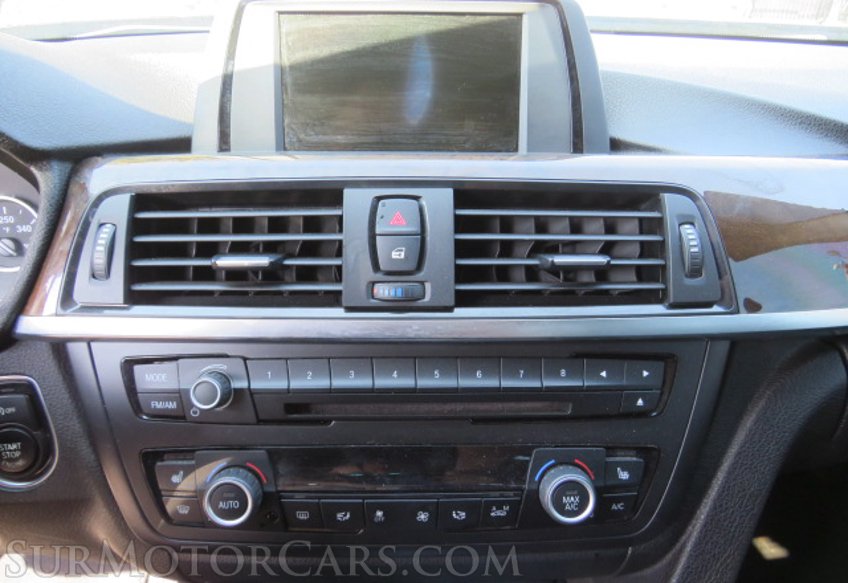 2015 BMW 3 Series - Image 36