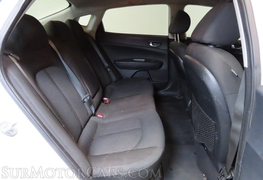 2019 Kia Optima - Image 28