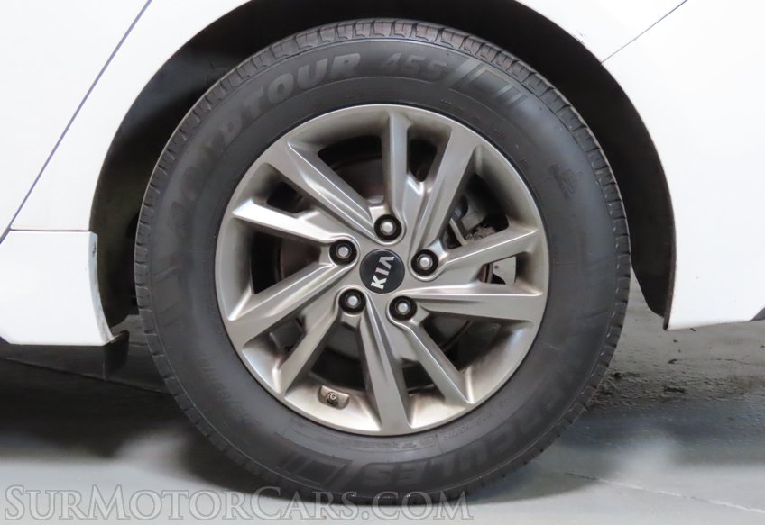 2019 Kia Optima - Image 19