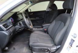 2019 Kia Optima - Image 31