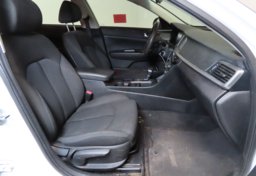 2019 Kia Optima - Image 26